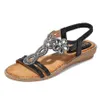 Top Sommer Sandale Flip-Flops für Frauen Strass Blume Sandalen Plattform Keile Mode Keil Sandalen Heels 240228