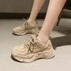 Casais pai sapatos plataforma simples tênis grossos cunha para mulheres sapatos casuais malha respirável verão esportes tênis de corrida leve tenis feminino rendas até a20