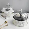 Bakeware Tools Marble Tray Tall Cake Stand med glasomslag efterrättbord Creative Golden Fruit Jewelry Cosmetic Teacup Storage