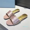 Sandálias de designer chinelos verão homens mulheres sapatos em forma de palmilha moldada multicolorida