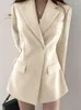 Costumes pour femmes, mode printemps 2024, Blazer blanc surdimensionné, coréen élégant, Slim, Style britannique, petite veste de costume, tenue de bureau