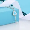 Ontwerper tiffanyco ketting Nieuwe t Emaille Hello Qiqi Sleutelketting Dames Wit Koperen beplating 18k Echt Goud Mode Veelzijdige Medium Hanger