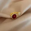 Clusterringen Franse elegante mode-sieraden 14K vergulde rode edelsteen Zirkoon Open ring Dagelijkse accessoires voor dames