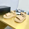 Pappa Sandal Daddy Slides Luxury 100% Real Leather Designer Sandal Quilted Women Shoes Summer Spring Denim Interlocking Logo Grandad Sandaler med Box Caviar Leather Läder