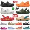 2024 croc kindersandalen heren damesslippers Gesp charmes slides sandale designer platform kinderen crocc sandaal Blunt Toe klassieke crocc peuter pantoufle sliders