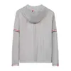 남성용 후드 땀 셔츠 TB Browin New Sunscreen Stripe 원사 염색 된 빨간 흰색 블루 스킨 재킷