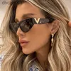 Desinger Cat Eye Sunglasses Luxury Brand Letter V Sun Glasses Zebra-Stripe Ladies Special Eyewear UV400 Girls Leopard 12 Colors WS1M