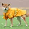 Vêtements pour chiens Cape réfléchissante petite avec grande veste de pluie manteau poncho rayure chiot imperméable animaux imperméables en plein air