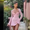 Casual Dresses Mozision Sexig Axless Hollow Out Ruched Mini för Women Robe Autumn Pearl Full Sleeve BodyCon Club Party Vestido 221119