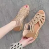 Sandales en cuir véritable souple pour femmes romaines, talon épais, chaussures de maman, vêtements d'extérieur tendance, 2024