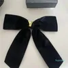 Designer de metal tubarão grampo de cabelo clássico triângulo preto bowknot letras de luxo grampo de cabelo feminino presente hairjewelry estilo vintage headwear 20 estilo