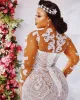 Aso Ebi Champagne Sirena Abiti da sposa Abiti da sposa Gioiello Collo Maniche lunghe Applicazioni di pizzo bianco Perline Corsetto Indietro Veste taglie forti