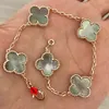 18k Gold Plated Classic Fashion Charm Bracelet Four-leaf Clover Designer Jewelry Elegant Mother-of-pearl Bracelets for Women and Men High Quality QS13