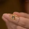 Cluster Ringen Kristal Kraal Goud Kleur Holle Bamboe Ring Voor Vrouwen Meisje Bruiloft Sieraden Eenvoudige Charme Elegante Open Vinger W421
