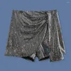 Pantaloncini da donna Donna Poliestere Con paillettes Vita alta Mini culotte a trapezio Per gonna irregolare in tinta unita brillante Sopra la lunghezza del ginocchio