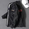 Джинсовое пальто для мужчин Хип-хоп Джинсовые куртки Мужские черные полосатые Цена Стильный G Модный размер L S Верхняя одежда Fast Delvery Loose Low 240301