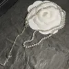 Wysokiej jakości litera Diamentowe naszyjniki Projektanckie Wisianty marka naszyjnik biżuteria mężczyźni damski stal nierdzewna Perła Pearl Choker Wedding Biżuter Prezenty