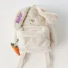 Plecak spersonalizowany niestandardowy beżowy pluszowy uroczy marchewka wiszące ucha haftowana dla dzieci torba na prezent dla dzieci z imieniem