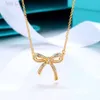 디자이너 Tiffanyco Necklace T 가족 동일한 풀 다이아몬드 활 목걸이 여성 INS 멋진 스타일 간단한 패션 쇄골 목걸이 펜던트 스트레이트