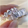 Bröllopsringar Fashion Personlighet Emerald Cut Moissanite Row Ring Trendy Bands Women Geometric Drop Delivery DH0UO