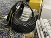 5A Nieuwe Designer Mode dames oksel messenger vintage tas Crescent Bag met merkdoos Eenpersoonskamer dames luxe schouder zomertassen voor bruine handtas portemonnees