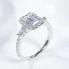 Cluster ringen Serenty Day 1.78ctw Emerald Cut volledige Moissanite trouwring echte D kleur voor vrouwen S925 Sterling zilveren plaat 18K fijn