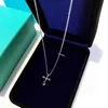 Collier pendentif de luxe de luxe Top Sterling Silver Cross Charm avec chaîne courte ras du cou pour femmes bijoux avec boîte cadeau de fête Wed231V
