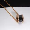 2024 Ceramic Spring Diamond Necklace For Women 18k Rose Gold Spring Charity Midja V Gold Lock Bone Chain Högkvalitativ semestergåvor Juveler Designer