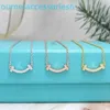 2024 Designer Luxe Merk Sieraden Hanger Kettingen Womens v Goud Dikke Vergulde 18 k Fashion Koreaanse Kwaliteit Charm Kraag ketting