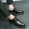 Scarpe casual da uomo in pelle da lavoro stringate in gomma abito formale uomo ufficio festa di nozze appartamenti calzature mocassini Homme