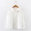 Style coréen étudiant femmes hauts et chemisiers Lolita col claudine bouton dentelle Blouse adolescente florale à manches longues chemise blanche 240308