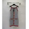 23SSサマードレスドレスレディースデザイナー服の夏の新しいレターラビリンスプリントスリムフィットエラスティックニットストラップドレス高品質の女性服