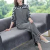 Capris Twopiece Women Tempreamant Knitwear Clothing Set 2023ファッション新しい秋のルーズトップ+ワイドレッグパンツレディースカジュアル服