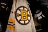 Custom Hockey Jersey hommes femmes jeunes gardien de but Boston Brad Marchand Bruins 100th Centennial Jersey Linus Ullmark Patrice Bergeron Jeremy Swayman David Pastrnak