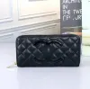 Designer-Geldbörsen, Leder-Geldbörse, Damen und Herren, Reißverschluss, lange Kartenhalter, Münzgeldbörsen, Frau zeigt exotische Clutch-Geldbörsen, 4 Farben, Schwarz, Weiß, Rosa