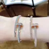 Złote bransoletka Projektant paznokci Bransolety dla kobiet i mężczyzn nowe pełne diamentowe gwiazda nieba na Instagramie Lekkie luksusowe unikalne modne modne eleganckie logo z koresponden