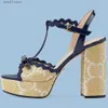 Klänningskor Sandaler Designer Fashion Heels Patent Leather Patchwork Heel Cool Shoes Buckle Strap 12cm High Heeled Rom Ladies Sandal med BoxH240308
