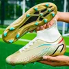 Zapatos de fútbol para hombre, picos de exterior de larga distancia, entrenamiento de tobillo, botines de fútbol, botas profesionales ultraligeras, zapatillas de deporte 240228