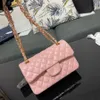 10A Top Bolsos de hombro Bolsos cruzados de diseñador Bolso de solapa clásico para mujer Bolso de cadena de piel de oveja de 25 cm Bolso de sillín Bolsos de lujo con caja Titular de la tarjeta de bolso de diseñador rosa blanco