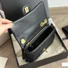 Prawdziwe skórzane kobiety luksusowe torby torby mody mini 22 -karne torba na ramię torebki