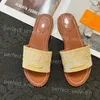 Het ny designer toffel sbrand designer glida sandaler kvinnor designer av lyxiga broderade tofflor