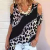 Kvinnors blusar Runda hals Loose Pullover Leopard Print sömmar Top Axeless Summer Sexig T-shirt Kvinnlig kortärm oregelbunden dam