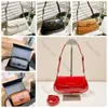 LACKER LEATHER Underarm Bag handväska Single Shoulder Bag Triangle Label Fashion Versatile Bag 240109