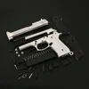 Gun Toys 1 3 Beretta 92F Gun Model Mini Alloy Gun Keychain med att ta bort pistolsamling Toy Gift för vuxna pojkar 240307