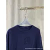 Designer 23 sommarnischdesign Navy Blue Letter Patch Kort ärm Slim Fit Solid Color T-shirt LXMQ