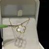 Designer Necklace VanCF Necklace Luxury Diamond Agate 18k Gold Clover Necklace Crystal Pendant Rose Gold Platinum Chain