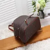 Marca 2023 Mochilas masculinas Bolsa feminina Bolsa de couro Design Moda Brown Letter Bolsa Crossbody 27x14x129cm283r