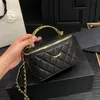 Kobiety Lambskin Top Litera pusta uchwyt kosmetyczny torby skrzynki z lustrem złoty metalowy sprzęt Matelasse łańcuch crossbody torebki na ramię