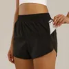 Pantalon actif Lu lemens femmes Hotty Hot Shorts Yoga Shorts tenues avec exercice vêtements de Fitness pantalons courts filles en cours d'exécution pantalons élastiques vêtements de sport poches 240308