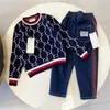 Designerskie swetry dla dzieci Zestawy odzieży moda Dziecięcy bluzy z bluzą chłopiec ubrania bawełniane topy do bluzy bluzy Swater koszuli garniture garnitury Cyd24030705-11